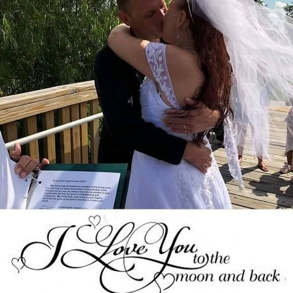 Meet your Posher, Lorinda - Picture 1 of 1